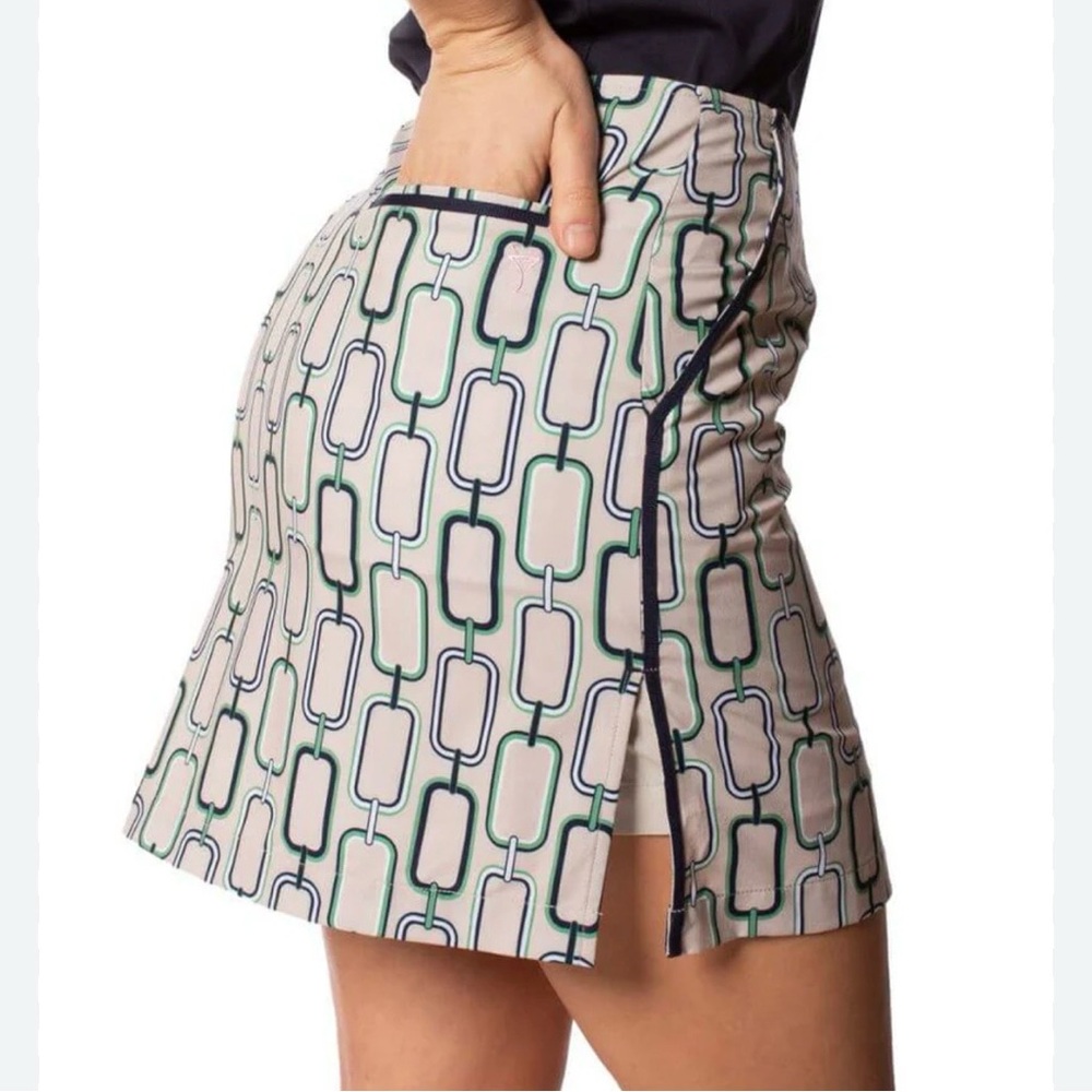 Golftini PFLG Let Go Performance Skort Size 14 Beige Print w UPF30+